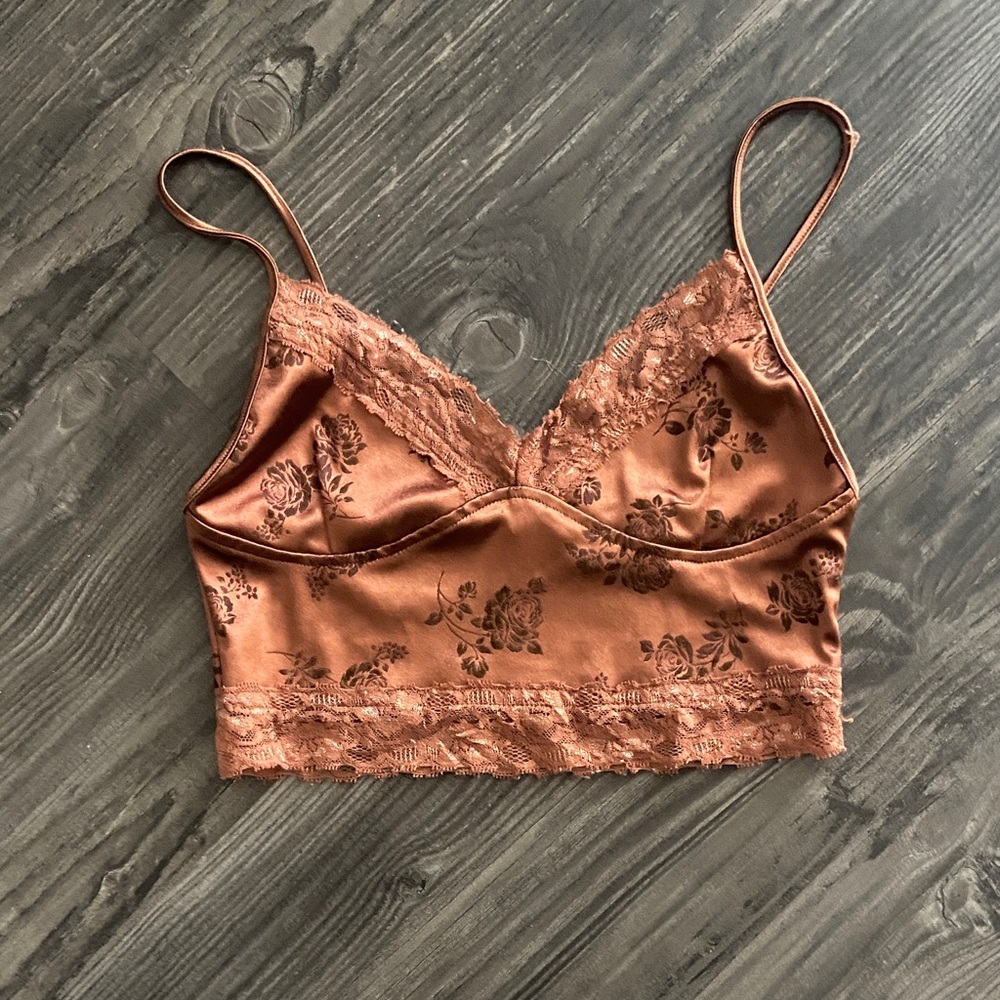 Motel Rocks Floral Lace Top - Brown